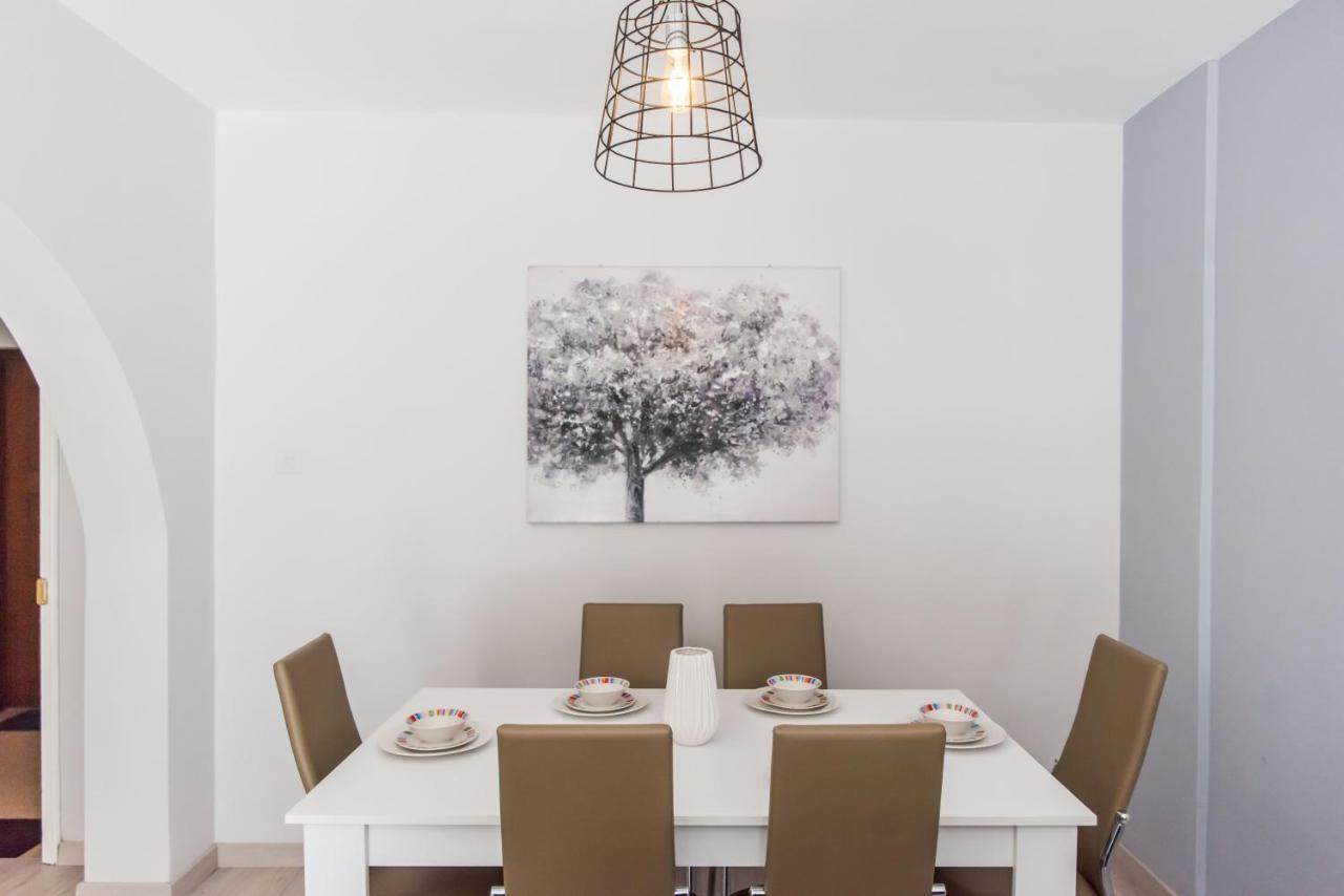 Paradise Promenade Apartment, 2Min Distance From Larnaca Marina Buitenkant foto
